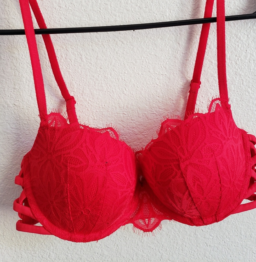 Sexy Red Push-up Bra